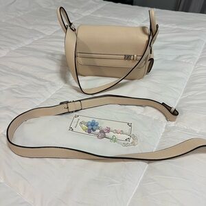 House of Little Bunny Chic Cream Crossbody Bag